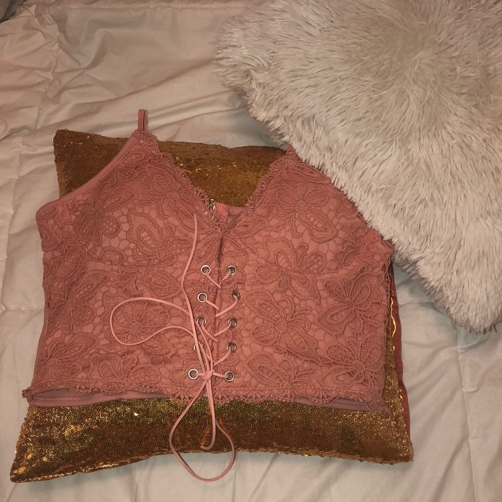 Lace crop top shirt!